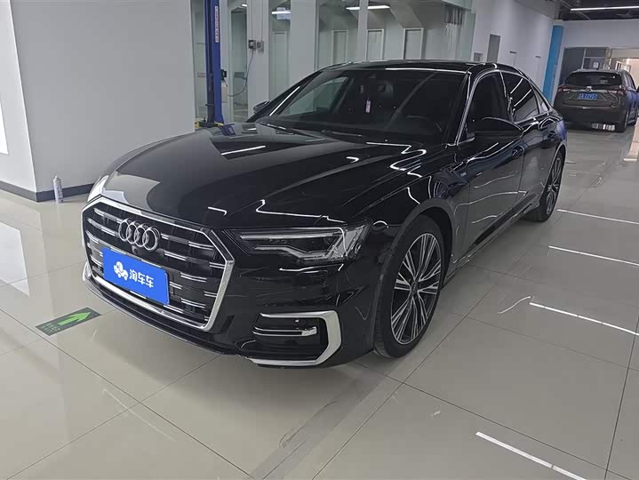 Фото 1 - Audi A6L