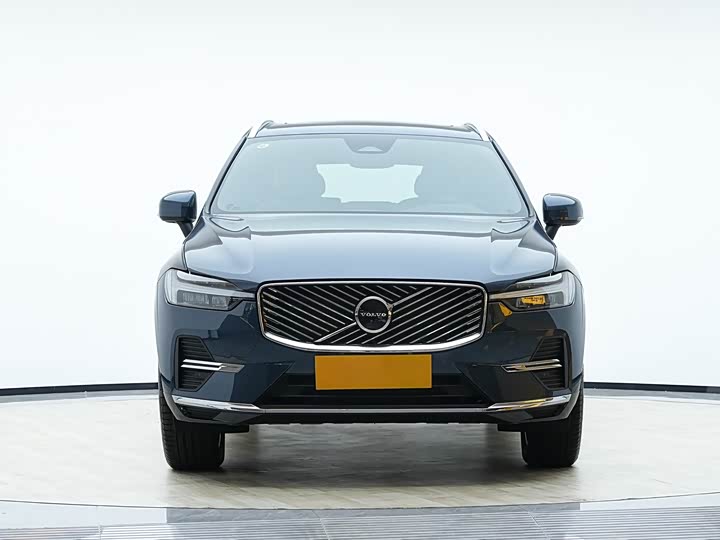 Фото 2 - Volvo XC60