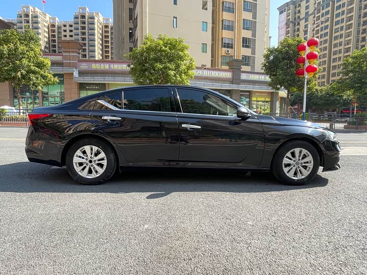 Фото 4 - Nissan Teana