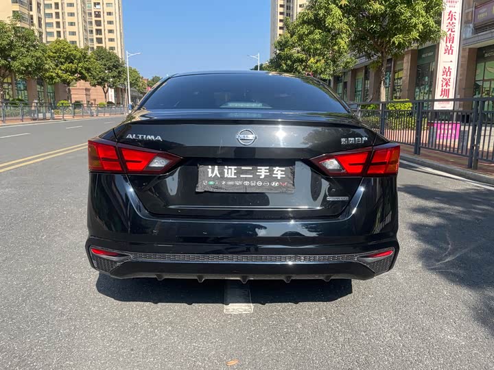 Фото 6 - Nissan Teana