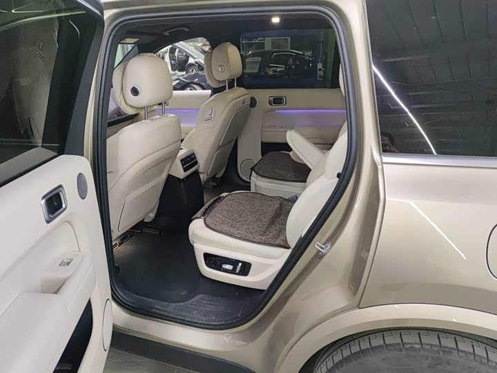 Фото 7 - LiXiang L9