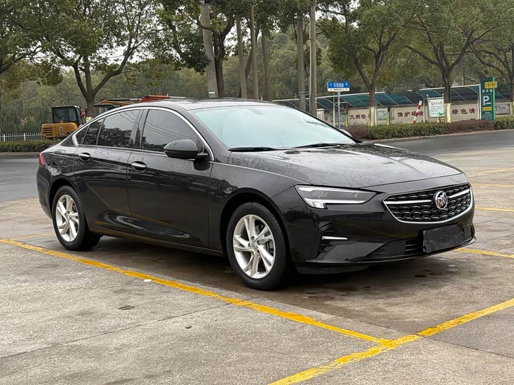 Фото 3 - Buick Regal