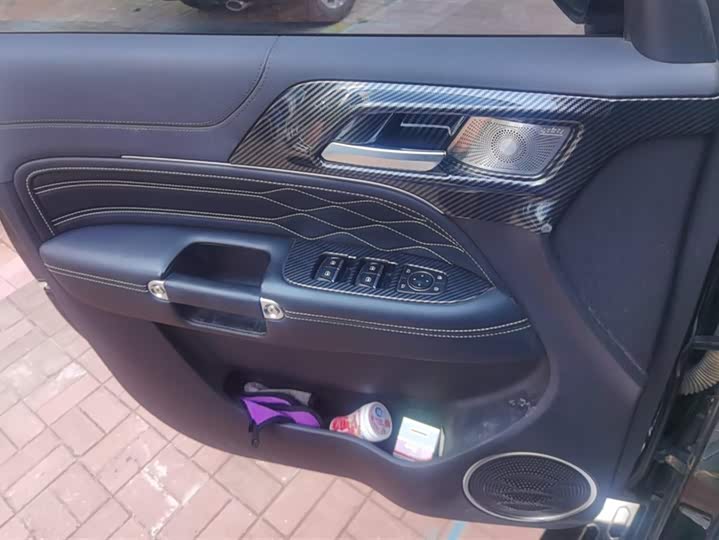 Фото 7 - Tank 300