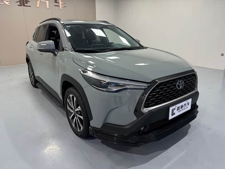 Фото 3 - Toyota Corolla Cross