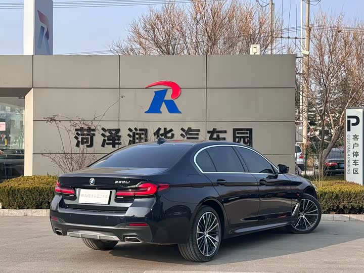 Фото 3 - BMW 5 Series