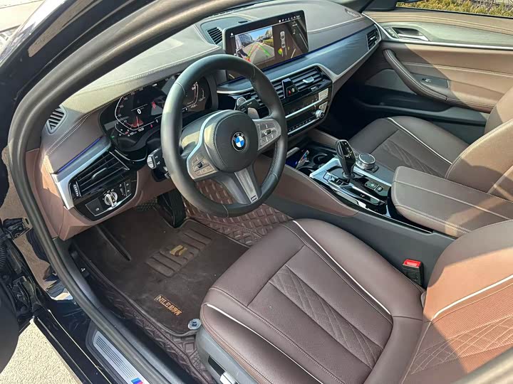 Фото 8 - BMW 5 Series