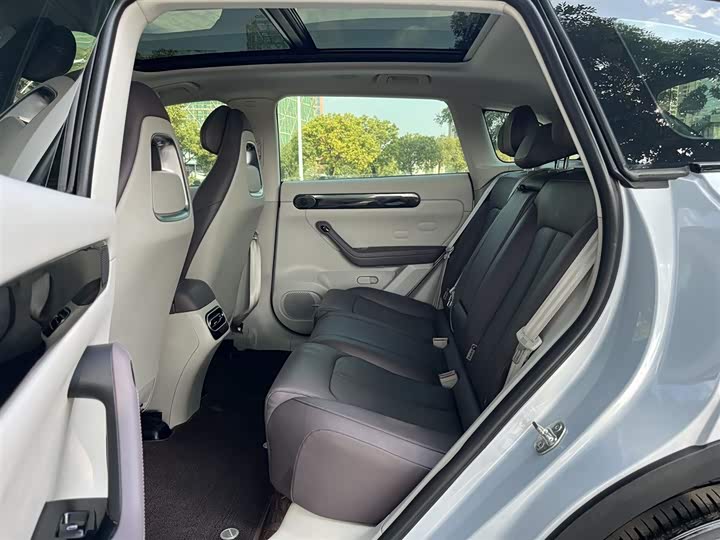 Фото 5 - Leapmotor C11