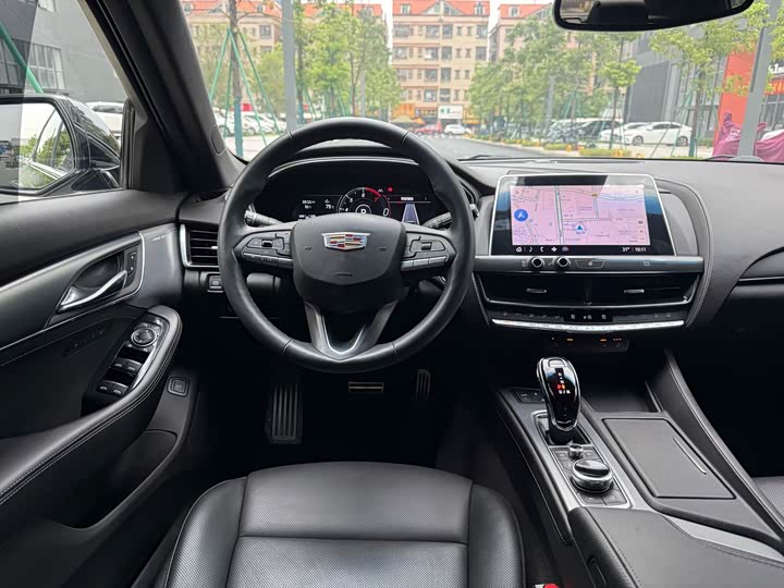 Фото 6 - Cadillac CT5