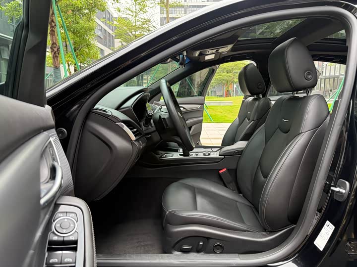 Фото 8 - Cadillac CT5