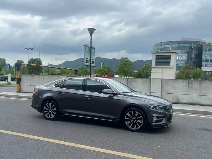 Photo 3 - Geely Preface