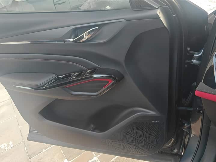 Фото 7 - Changan X5 Plus