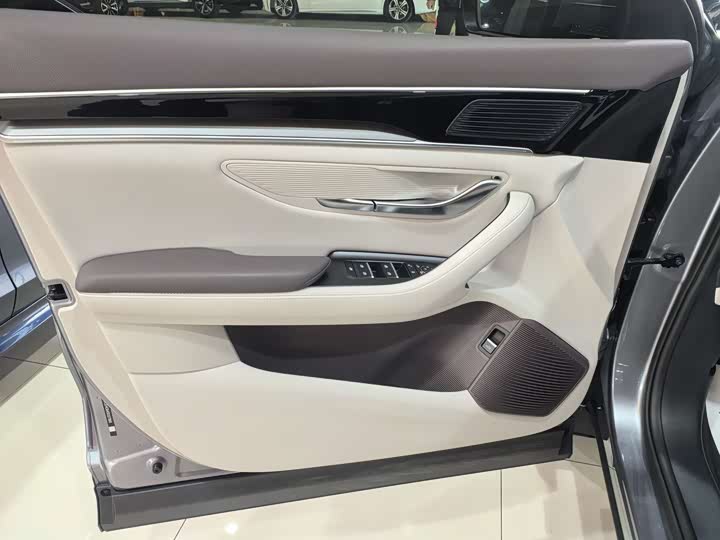 Фото 6 - BYD Song Plus Hybrid/EV