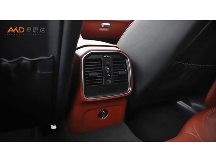 Фото 9 - Porsche Macan