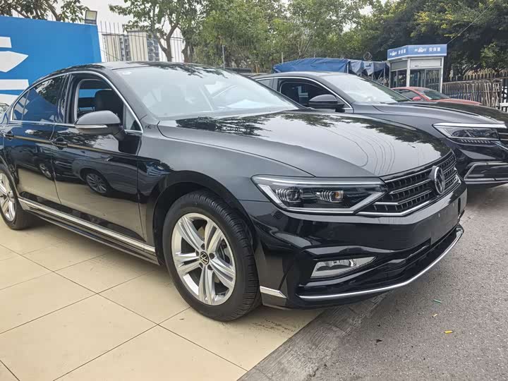 Фото 4 - Volkswagen Magotan