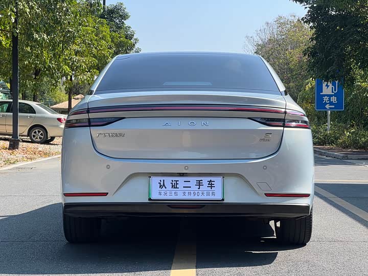 Фото 8 - GAC Aion S Plus