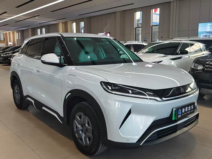 Фото 2 - BYD Yuan Up