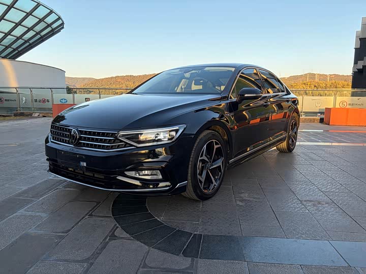 Фото 7 - Volkswagen Magotan