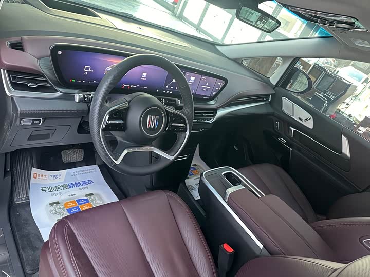 Фото 5 - Buick GL8 Century