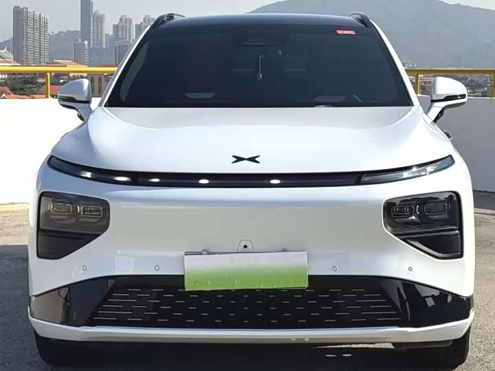 Фото 2 - XPeng G9