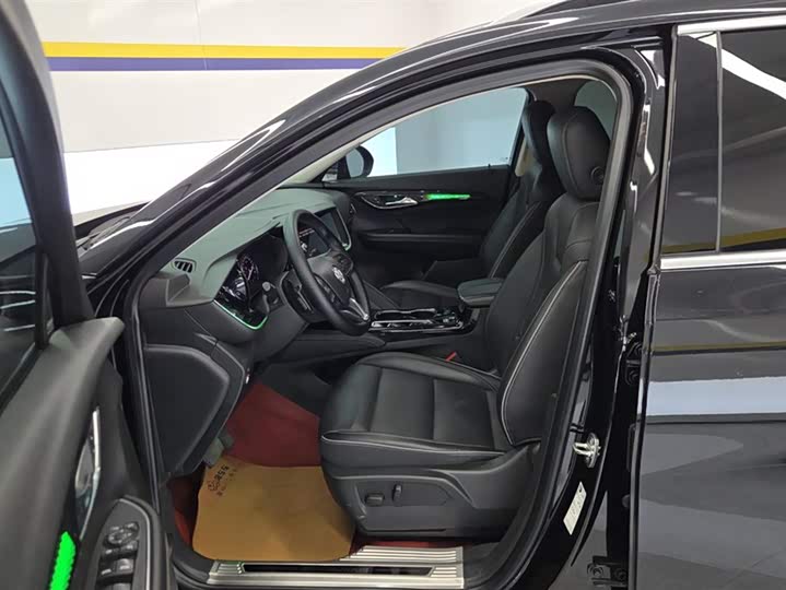 Фото 9 - Buick Envision Plus