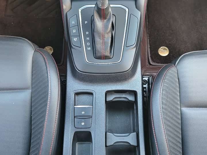 Фото 9 - Ford Focus