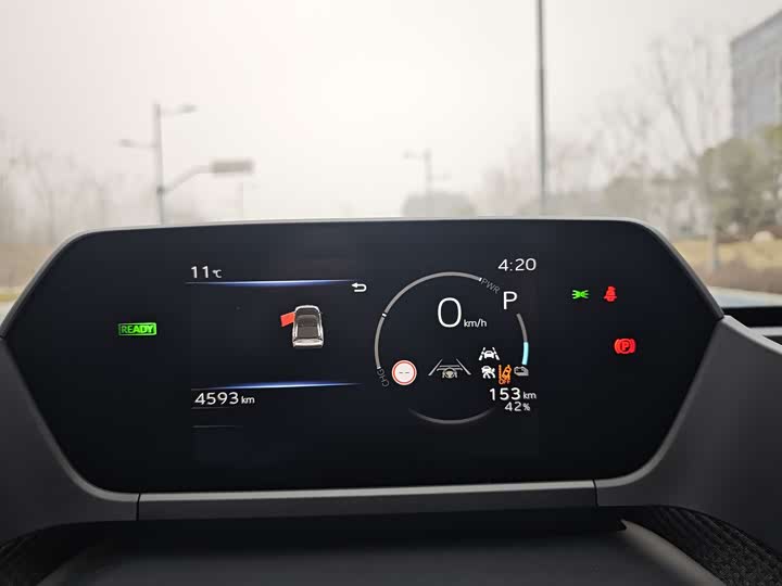 Фото 6 - Toyota bZ4X