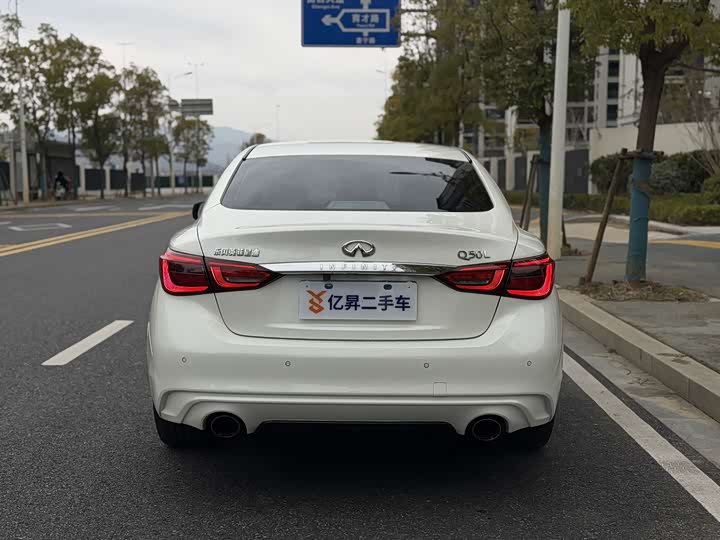 Фото 5 - Infiniti Q50L