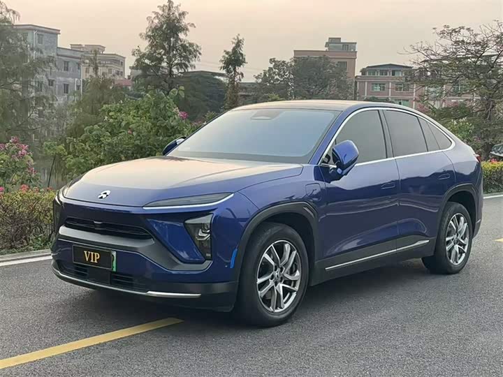 Фото 1 - Nio EC6