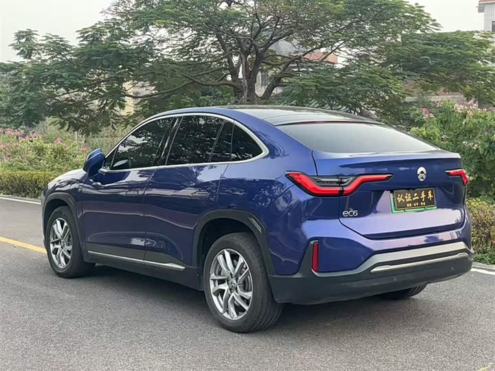 Фото 6 - Nio EC6