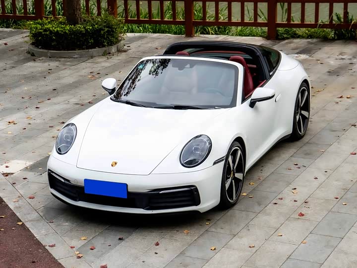 Фото 1 - Porsche 911