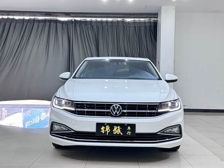 Фото 2 - Volkswagen Bora