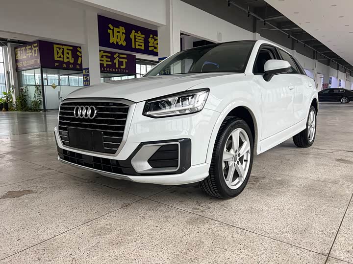 Фото 1 - Audi Q2L