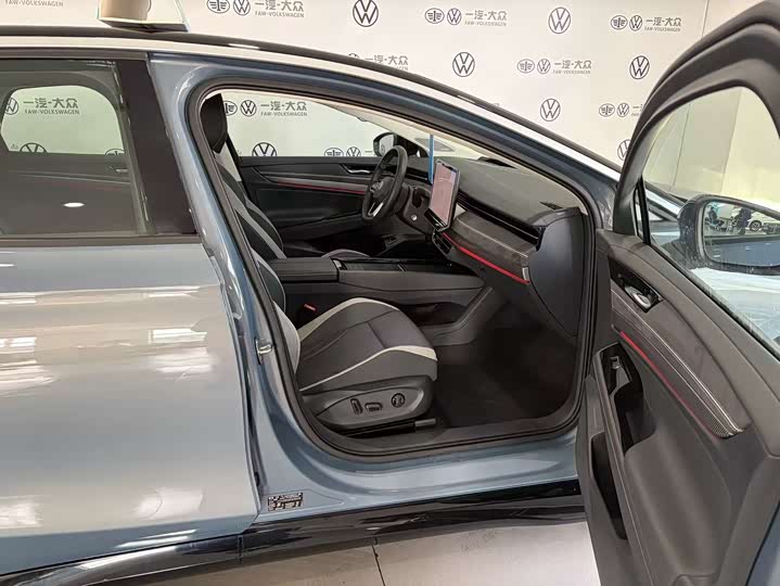 Фото 8 - Volkswagen ID.7 Vizzion