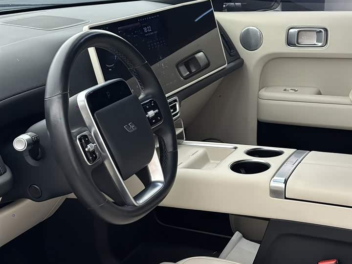 Фото 3 - LiXiang L8