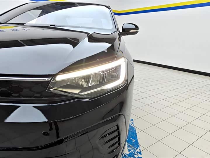 Фото 5 - Volkswagen Lavida