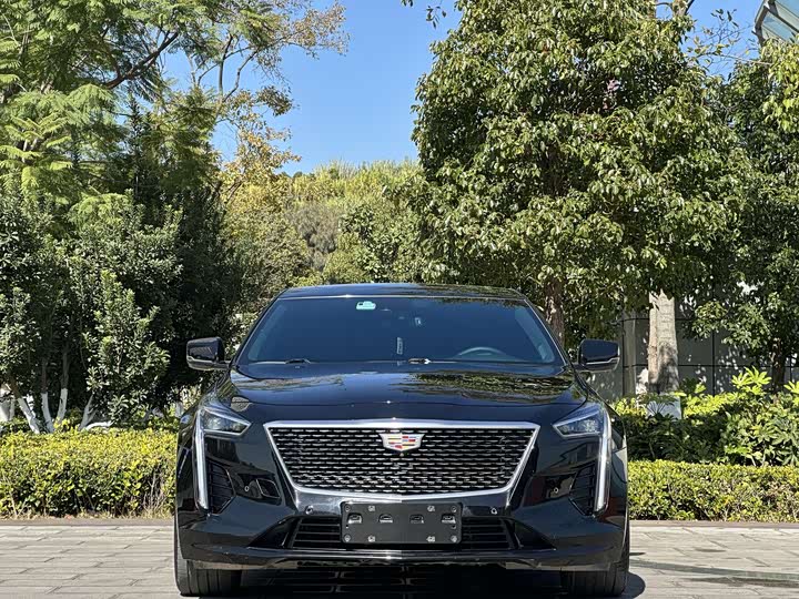 Фото 2 - Cadillac CT6