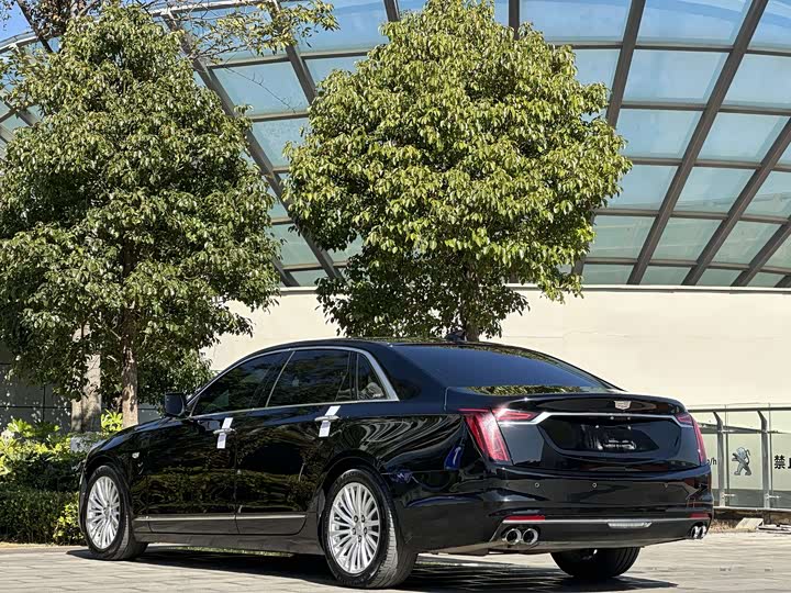 Фото 7 - Cadillac CT6