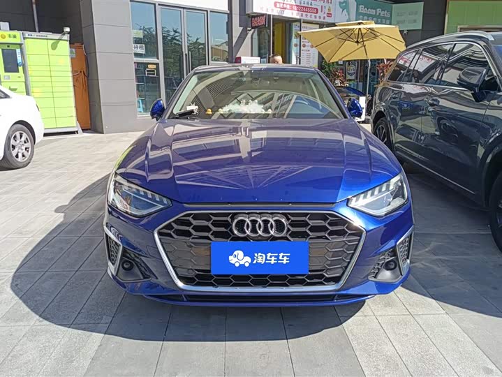 Фото 2 - Audi A4L