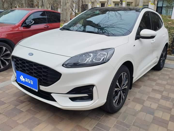 Фото 1 - Ford Escape