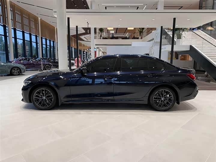 Фото 5 - BMW 3 Series