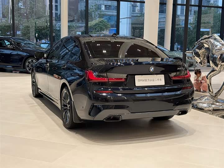 Фото 9 - BMW 3 Series