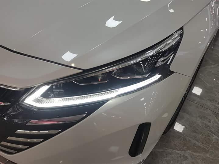 Фото 5 - Nissan Teana