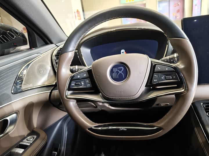 Фото 8 - BYD Han