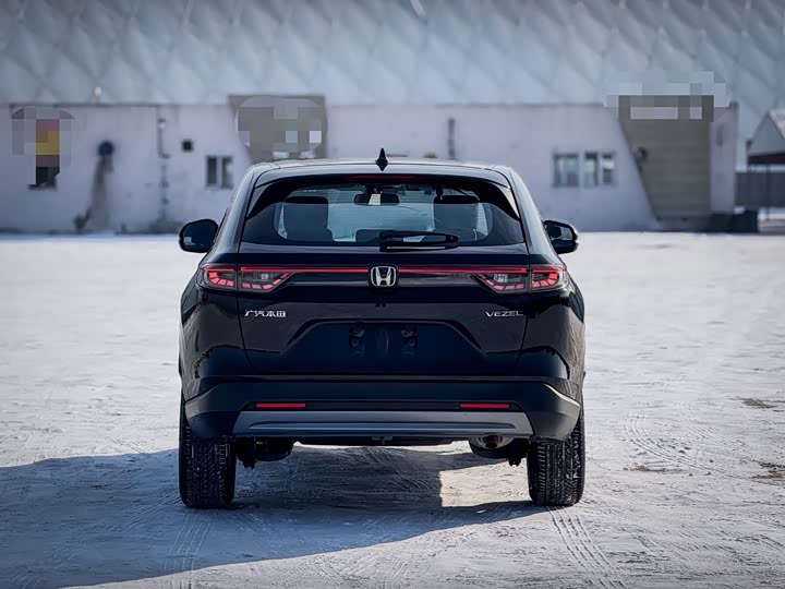 Фото 7 - Honda Vezel