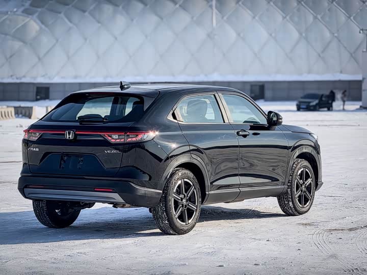 Фото 8 - Honda Vezel