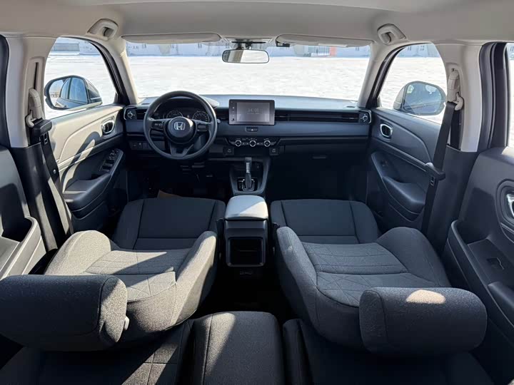 Фото 9 - Honda Vezel