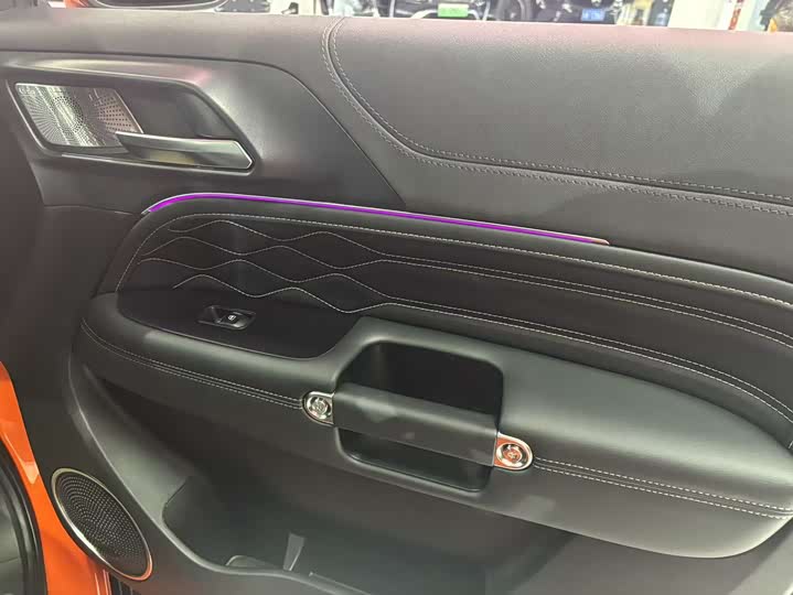 Фото 6 - Tank 300