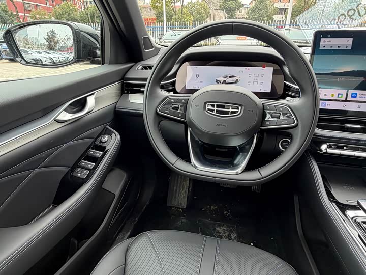 Фото 9 - Geely Preface