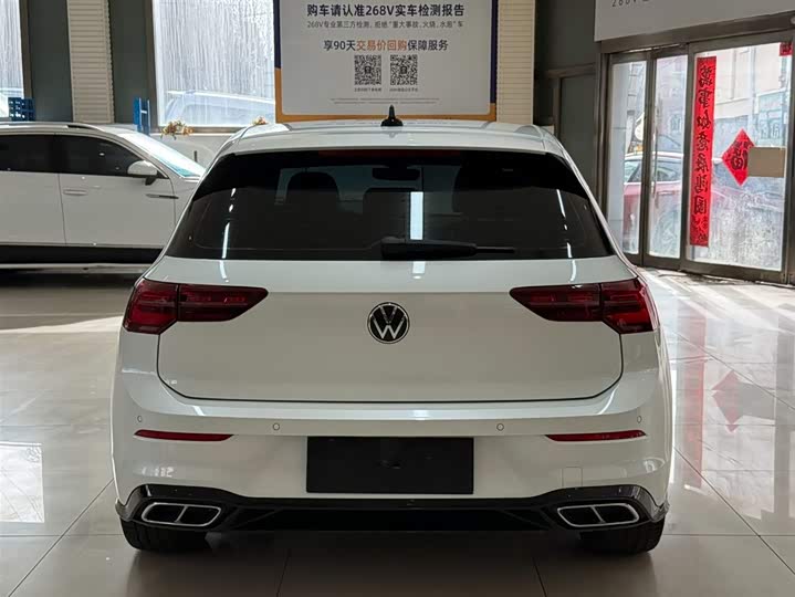 Фото 5 - Volkswagen Golf