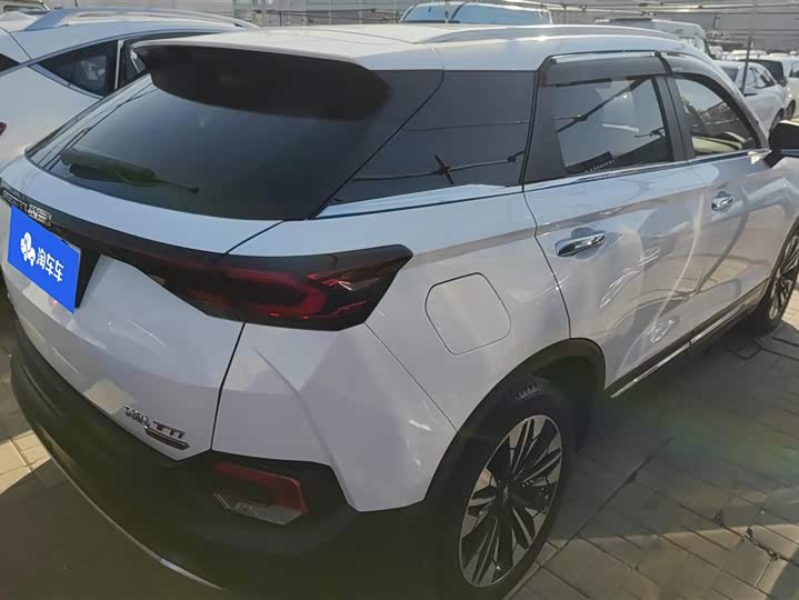 Фото 3 - Bestune T77